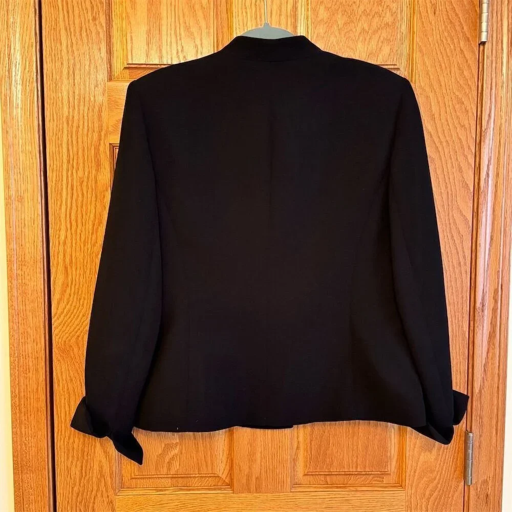 Jones Studio Women's Black Blazer Jacket Size 12 Formal Mid-Length